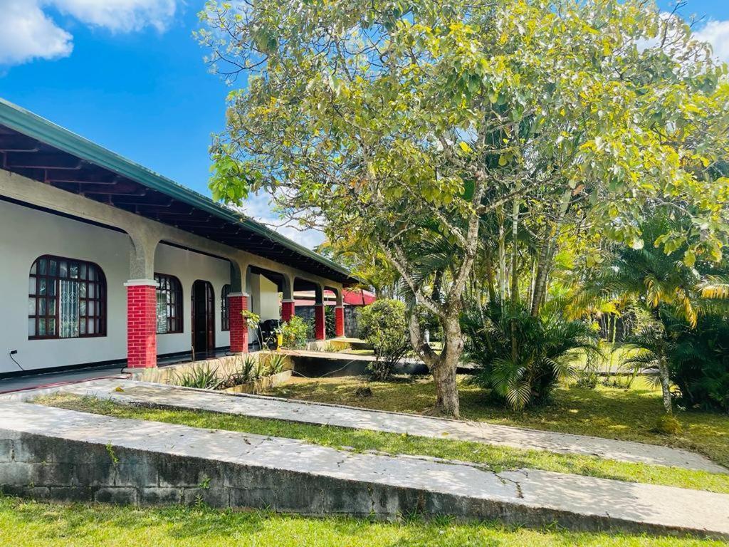 Casa Eva Lodging Costa Rica Apartment San Isidro De El General Exterior photo